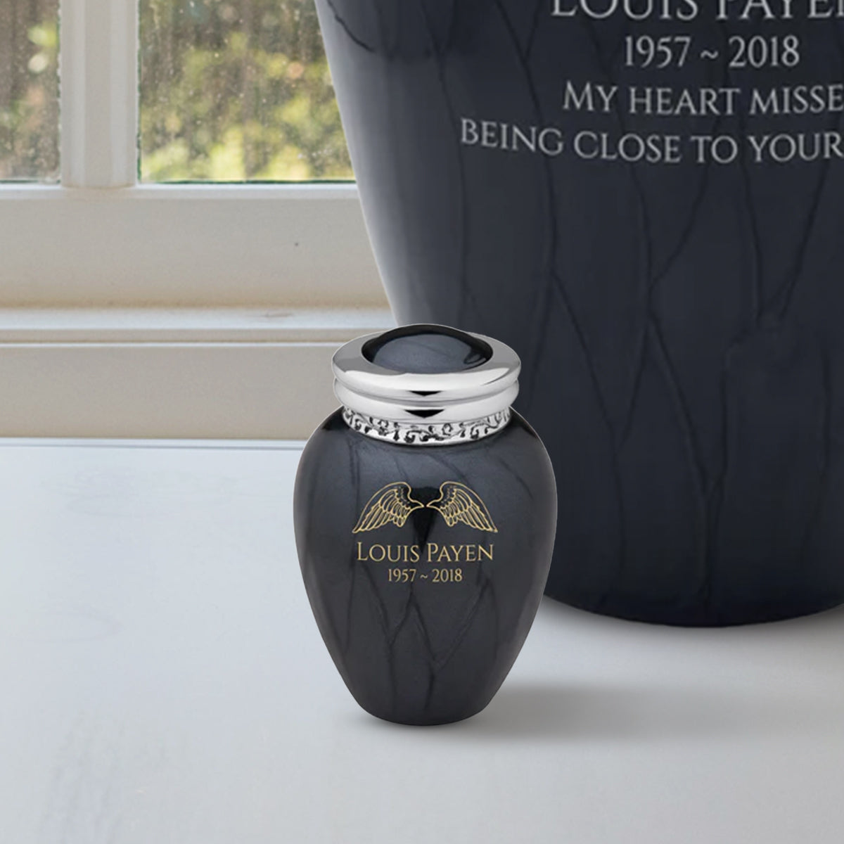 Keepsake Blessing Midnight Cremation Urn
