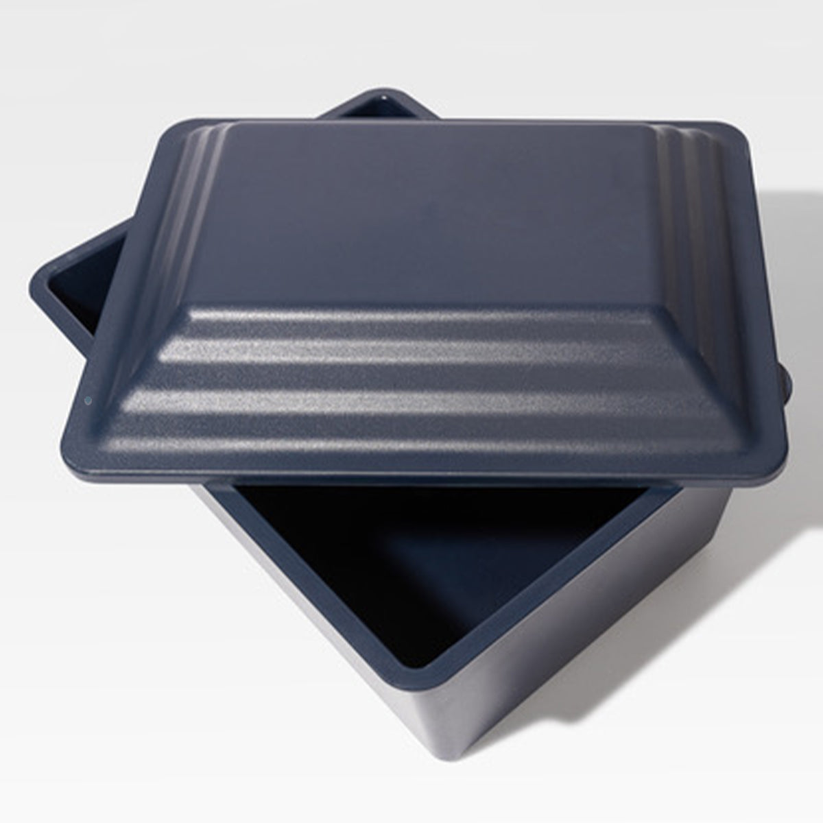 Safeguard Series Urn Vault – Navy