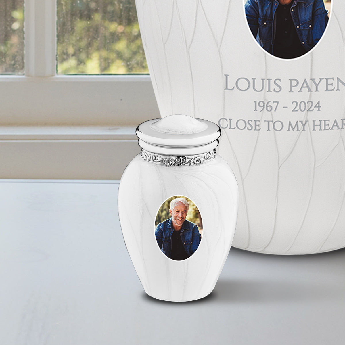 Keepsake Blessing Portrait Pearl Silver Cremation Urn