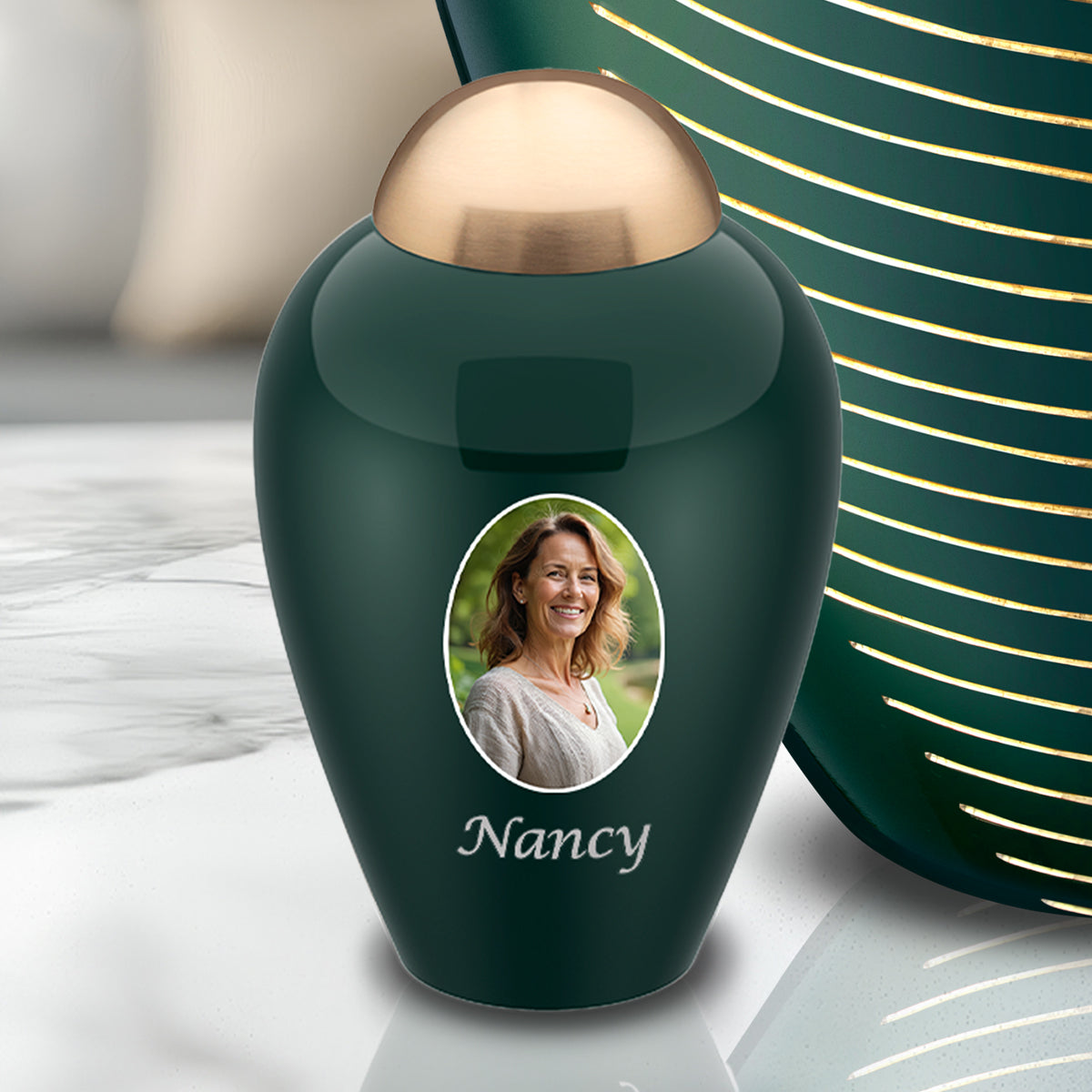 Keepsake Emerald Leaf Portrait Cremation Urn - COMFORT by LoveUrns