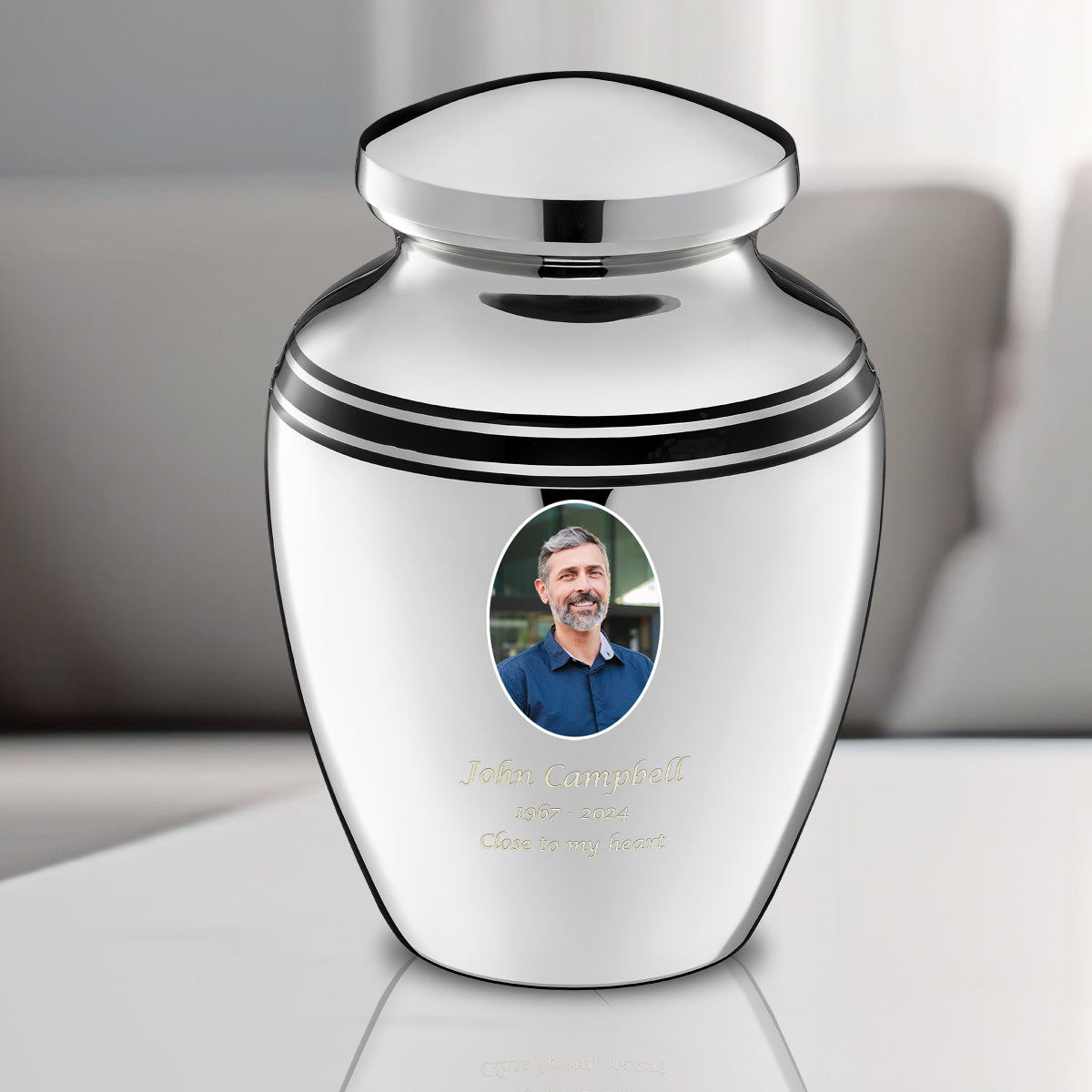 ArtDeco Portrait Medium Urn Pol Silver