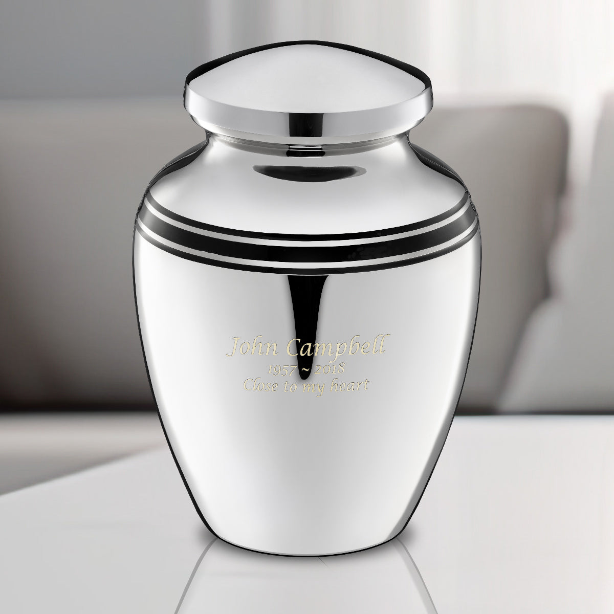 ArtDeco Medium Urn Pol Silver