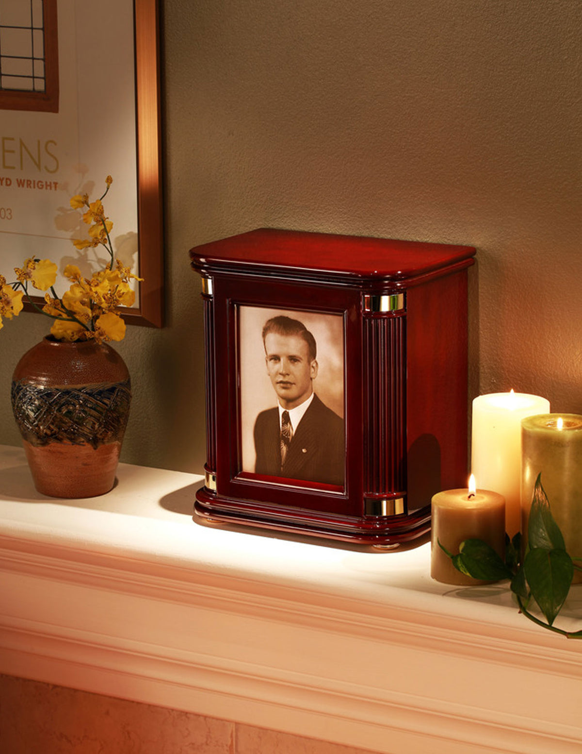 Honor II - High Gloss Photo Rosewood Urn
